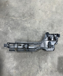 2024 BMW M3 M4 G80 G82 REAR LEFT BUMPER BRACKET MOUNT OEM 8074697