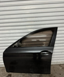 2011 BMW 550i F10 5 SERIES FRONT LEFT DOOR GRAPHITE METALLIC (A90)~MINOR DENT~