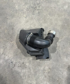 2024 BMW M3 M4 G80 G82 PASSENGER RIGHT AIR INTAKE FILTER ASSEMBLY OEM 8097028