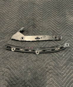 PORSCHE 718 982 REAR RH PASSENGER SKIRT MOUNTING BRACKET RH SET