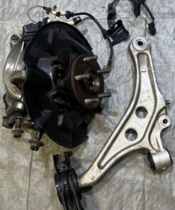 2017-2019 FK8 Honda Civic Type R Passenger Front Hub w/ Lower Control Arm / 64K TR106