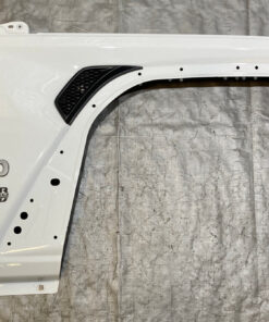 2018-2023 Jeep Wrangler JL Passenger Front Fender Apron Panel / Bright White JL010