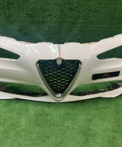 Front bumper alpha romeo giulia