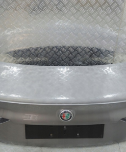 Alpha romeo giulia rear boot color 318